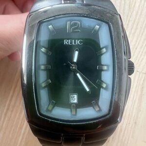Relic mens rectangular black watch NEW BATTERY